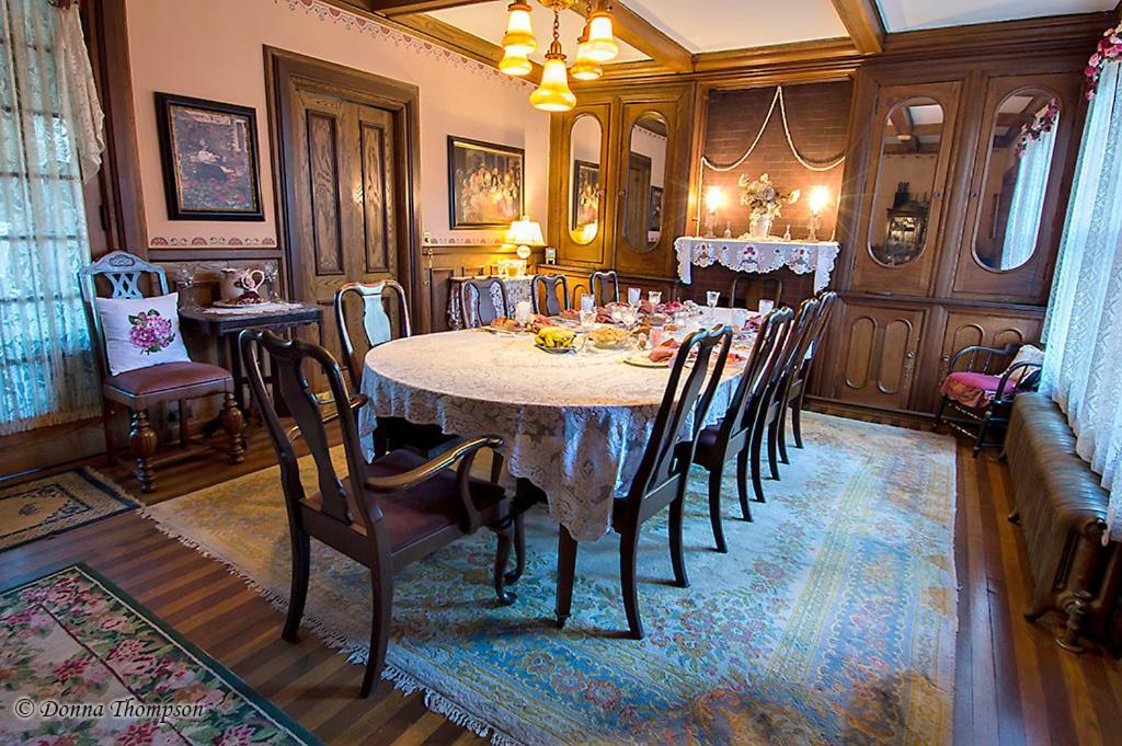 Rosewood Inn Corning Zewnętrze zdjęcie